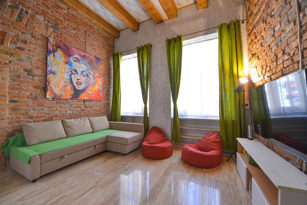 Michael Weiss Apartment Брашов Экстерьер фото